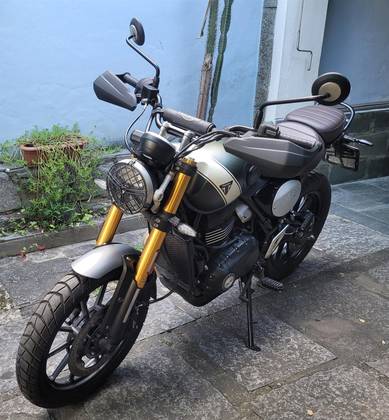 TRIUMPH SCRAMBLER 400 X 